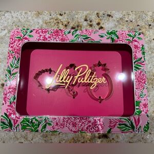 New in box Lilly Pulitzer cookie kit